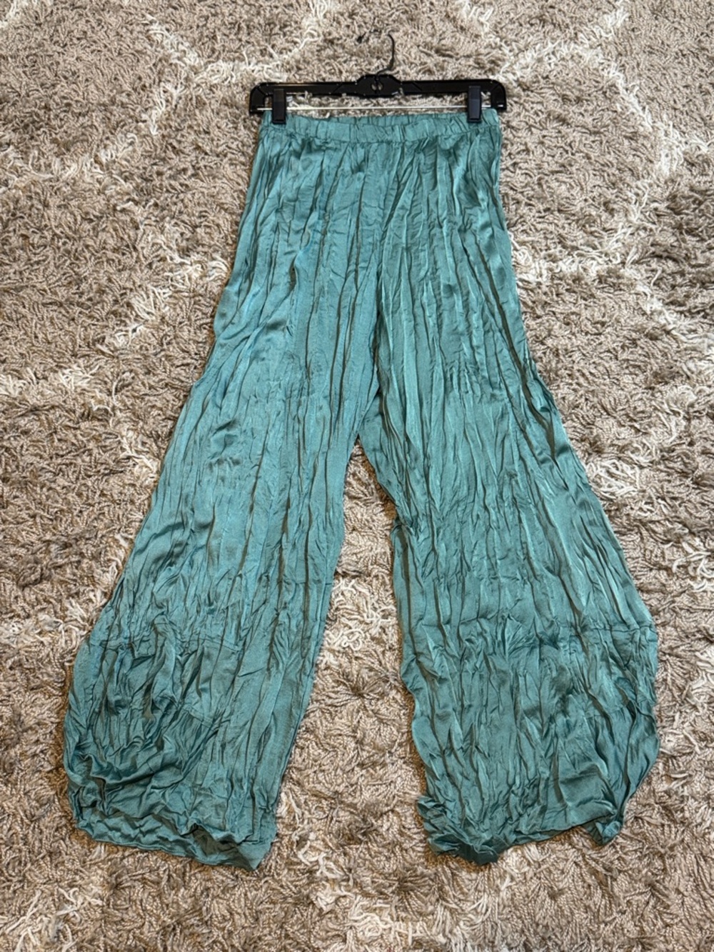 NWT Alembika Teal Crinkle Lantern Pants